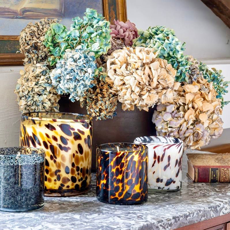Vesuvius Luxury Candle