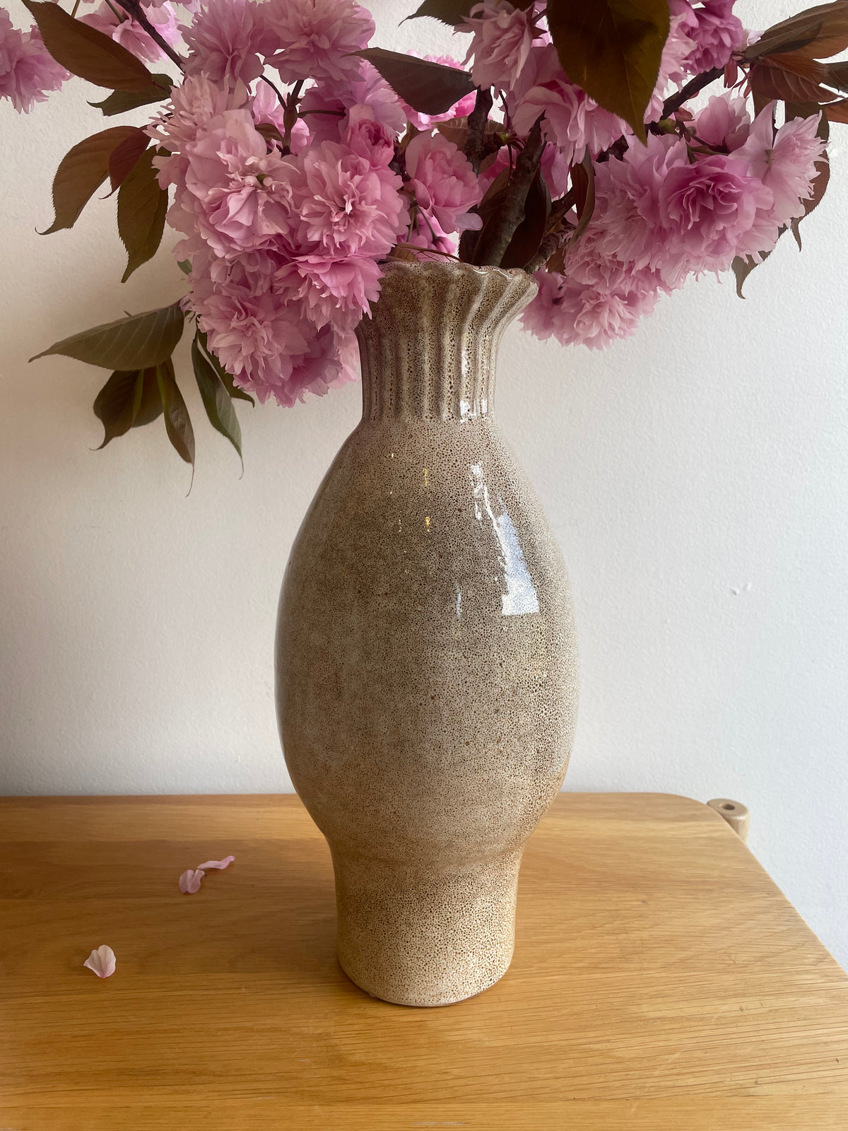 Grey Frill Vase Tall