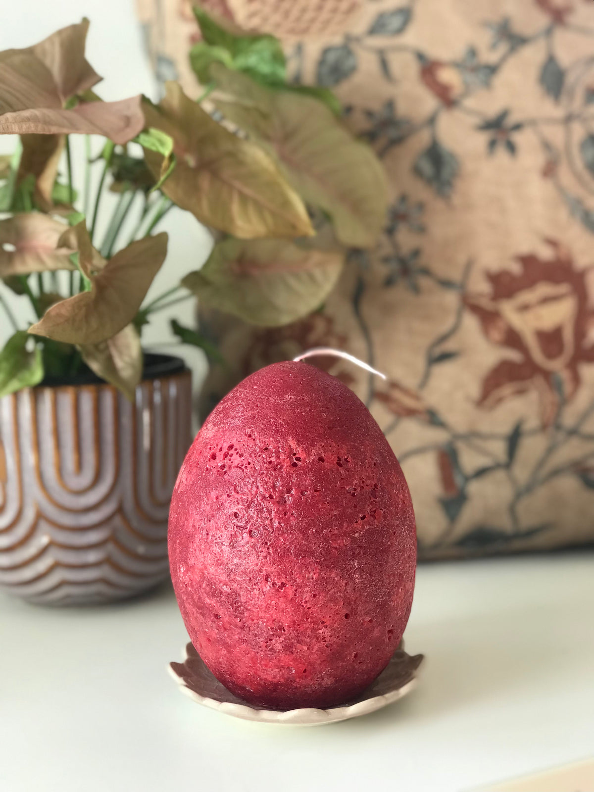 Textured Egg Burgundy