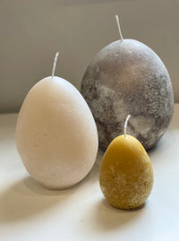 Textured Egg Candle Ivory