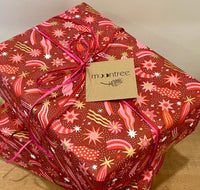 Christmas Pine Needle and Sage Candle - Gift Set