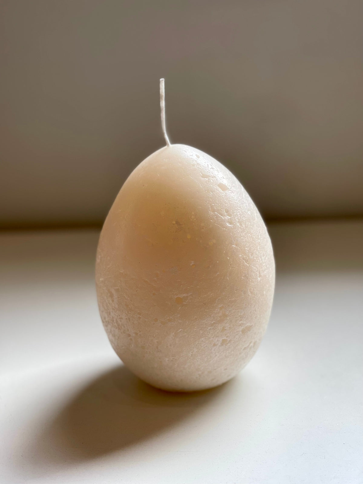 Textured Egg Candle Ivory