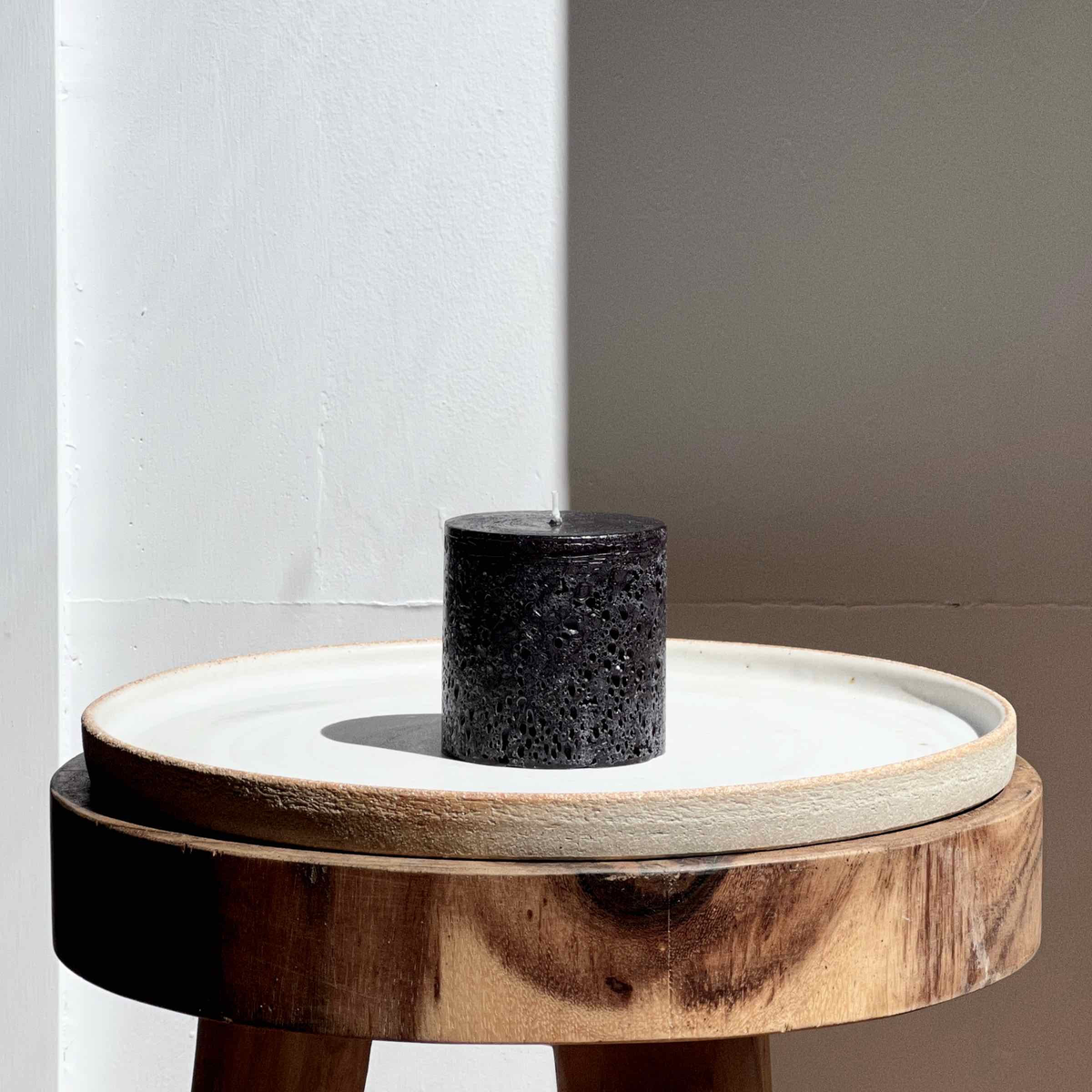 Textured Pillars Narrow - Black