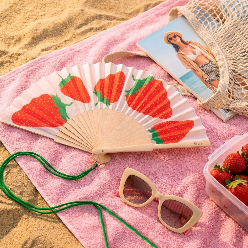 Hand Fan "Strawberry"