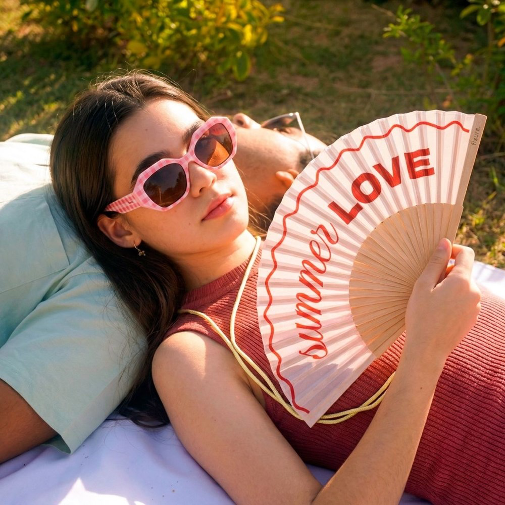 Hand Fan "Summer Love"