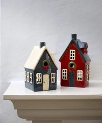 Alsace Tea Light Cottage Red with Wreath