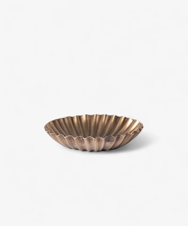 Scalloped Dish Large