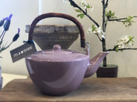 Zaina Teapot