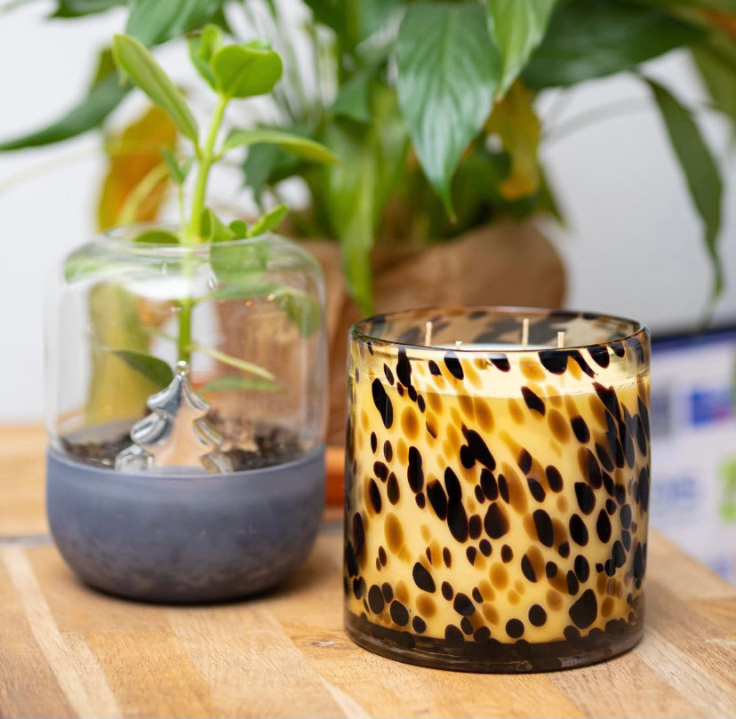 Vesuvius Luxury Candle